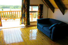The unique beachfront property that is Manea Beach ensures that your holiday has everything you might want when it comes to accommodation at an affordable price.