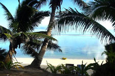 Sands Villas is a privately owned complex of three first class, serviced villas, located right on the white sand beach and safe swimming lagoon of Titikaveka.