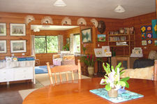 This superior 4 bedroom, fully mosquito screened, homestay has 3 bedrooms available for visitors. 