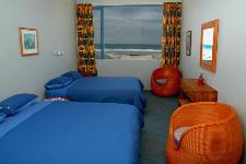 Aquarius Rarotonga is a purpose built Budget Boutique hotel located on a coral beach in Panama, and is only a two minute walk across the road from the Rarotonga International Airport.