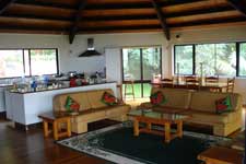 Mandalay Muri Heights is a secluded 3 bedroom 2 storey private house. It has superb panaromic views from every room of the house out towards the Muri lagoon.