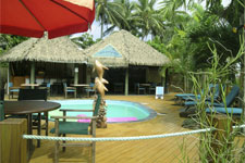 Castaway Beach Villas (formerly Ati's Castaway Beach Villas) offers warm Cook Islands hospitality and value for money beachfront accommodation.