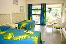 Club Raro is affordable, quality accommodation with fantastic views of the protective coral reef and the great Pacific Ocean. A wonderful place to relax, unwind and enjoy your holiday.