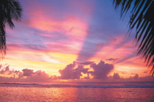Nestled right on the edge of beautiful Muri Lagoon in Rarotonga, Muri Beachcomber features 16 condo-style sea view units.