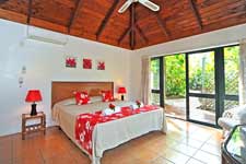 The Cooks Oasis, Holiday Villas formerly known as the Oasis Village offers an affordable, romantic getaway within walking distance from restaurants and the golf course.