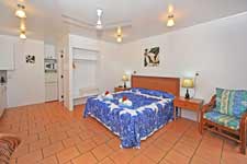 The Cooks Oasis, Holiday Villas formerly known as the Oasis Village offers an affordable, romantic getaway within walking distance from restaurants and the golf course.
