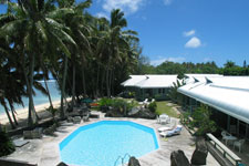 This property has absolute beach frontage and is situated on the western side of Rarotonga with magnificent tropical sunsets. Our Brunch Cafe  provides delicious meals from breakfast to afternoon tea.
